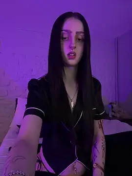 Snapshot of bellaxlauren chatting on 02-02-26, 11:36 bellaxlauren online show from 02-02-26, 11:36