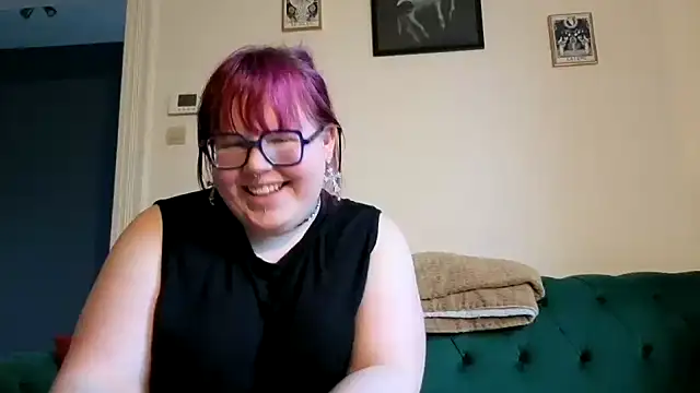 Snapshot of ProfaneHekate chatting on 02-01-26, 03:10 ProfaneHekate online show from 02-01-26, 03:10