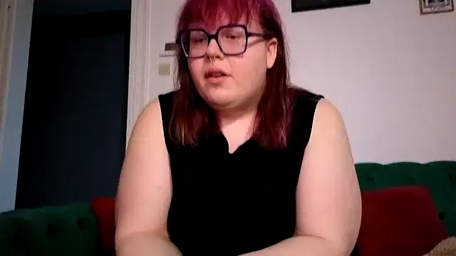 Snapshot of ProfaneHekate chatting on 02-02-26, 04:17 ProfaneHekate online show from 02-02-26, 04:17