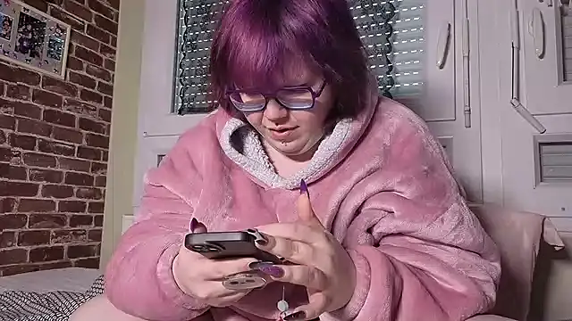 Snapshot of ProfaneHekate chatting on 03-25-26, 04:35 ProfaneHekate online show from 03-25-26, 04:35