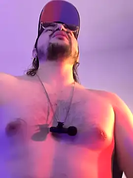 Derek Vow online show from 02-10-26, 08:13