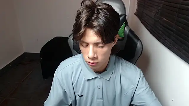 Snapshot of Didi_hard chatting on 02-05-26, 03:00 Didi hard online show from 02-05-26, 03:00