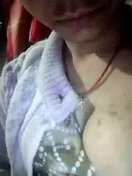 Snapshot of Nasrjfjfjy5578 chatting on 02-05-26, 07:29 Nasrjfjfjy5578 online show from 02-05-26, 07:29