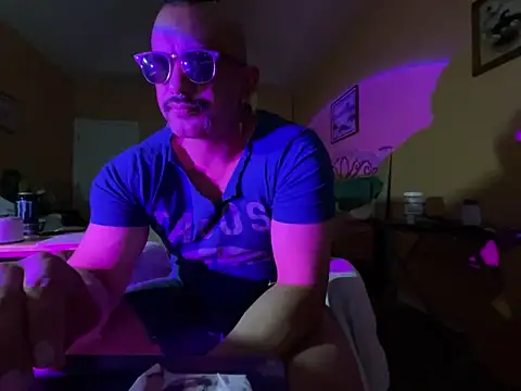 daddydonkey84 online show from 02-10-26, 07:01