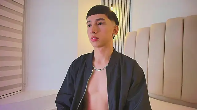 lian cameron online show from 04-07-26, 04:02