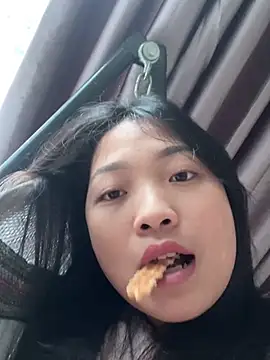 Lyn-be99 online show from 02-06-26, 02:27