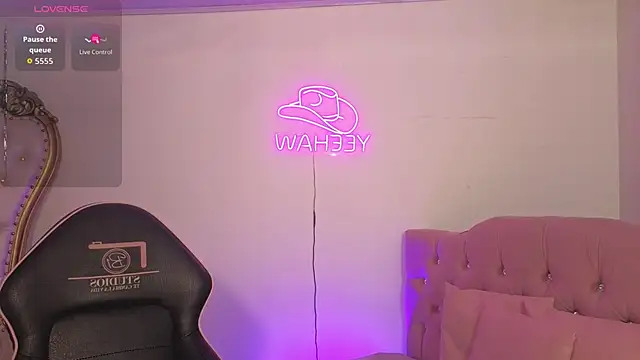 SABRIINA TAY online show from 04-23-26, 02:57