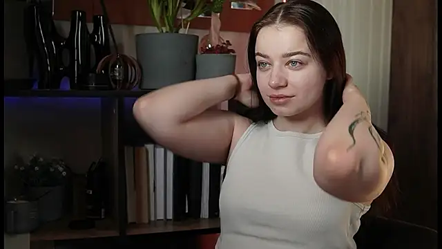 Snapshot of just_dakota_ chatting on 02-25-26, 07:07 just dakota online show from 02-25-26, 07:07