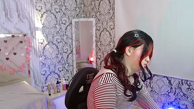 NOOAH TAY online show from 04-27-26, 07:01