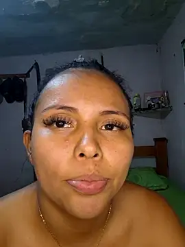 Daniela Cruz  online show from 04-11-26, 06:45