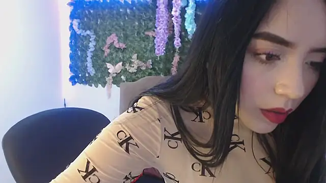 Snapshot of adara_cute_69 chatting on 03-07-26, 02:25 adara cute 69 online show from 03-07-26, 02:25