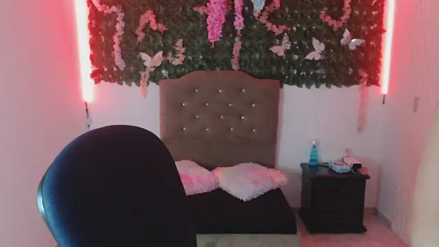 adara cute 69 online show from 03-24-26, 08:03