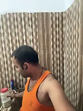 hardlysuck online show from 04-28-26, 02:10