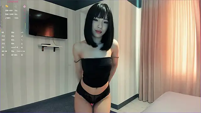 laumalove online show from 02-01-26, 05:17