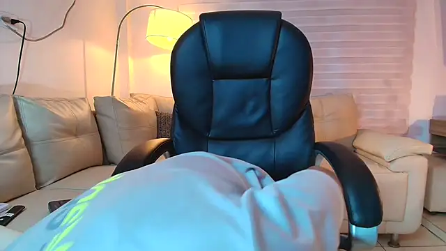 ricky spensar23cm  online show from 04-25-26, 12:35