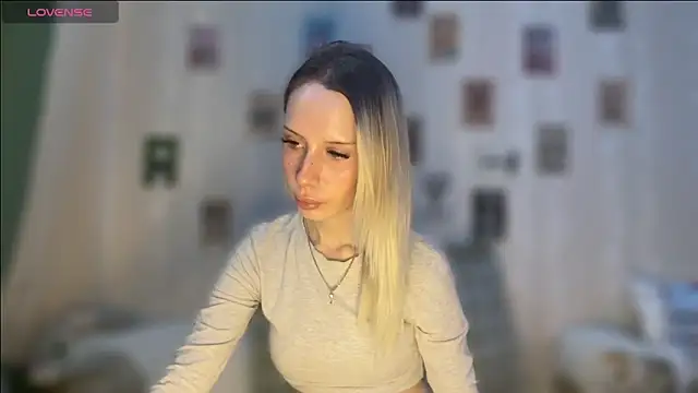 DellaCampbell online show from 02-11-26, 09:58