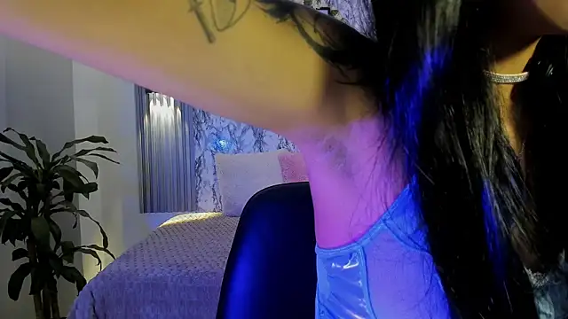 ChloeeMasonn online show from 04-18-26, 11:03