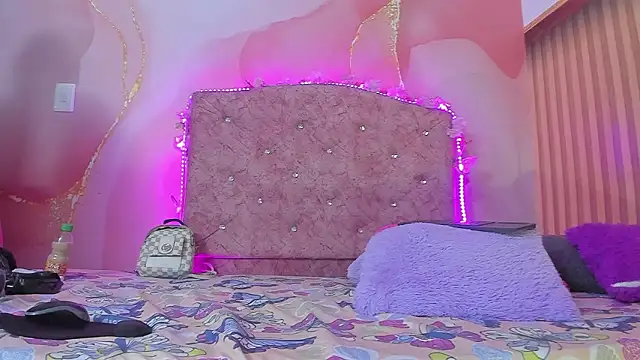 Melanie  Evans online show from 02-20-26, 11:11