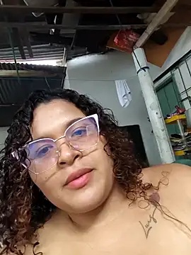 Snapshot of Adina_Skaly chatting on 02-17-26, 08:15 Adina Skaly online show from 02-17-26, 08:15