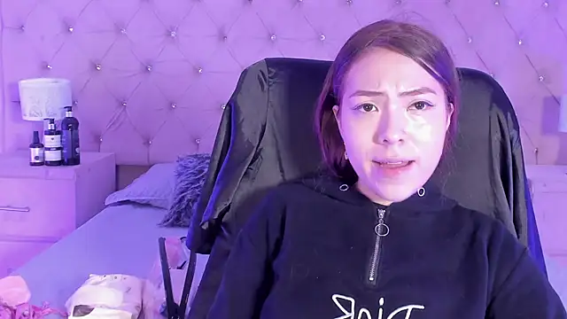 lizzyrossie online show from 02-12-26, 12:55