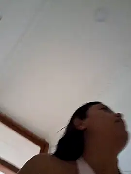 Snapshot of Layla_em chatting on 02-28-26, 12:06 Layla em online show from 02-28-26, 12:06