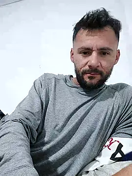 Snapshot of Erickpritz_xh chatting on 02-12-26, 04:51 Erickpritz xh online show from 02-12-26, 04:51