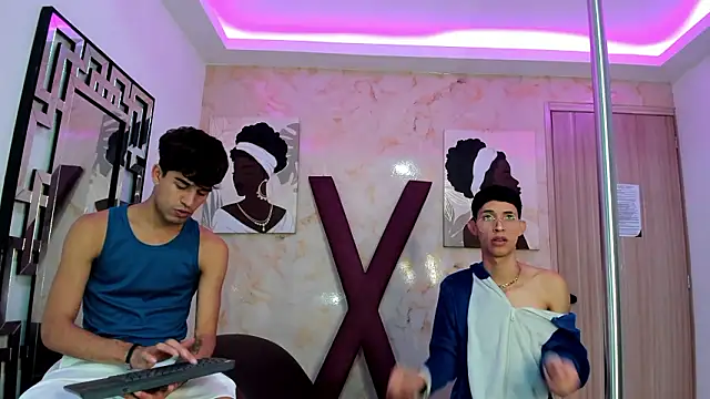 PRETTY COCK1 online show from 02-11-26, 07:13