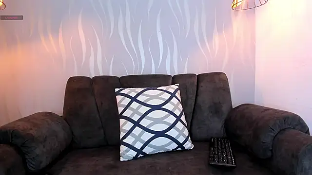 Naomy-lopez online show from 02-14-26, 01:19