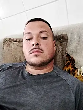 Snapshot of LordPhill1993 chatting on 02-08-26, 08:01 LordPhill1993 online show from 02-08-26, 08:01