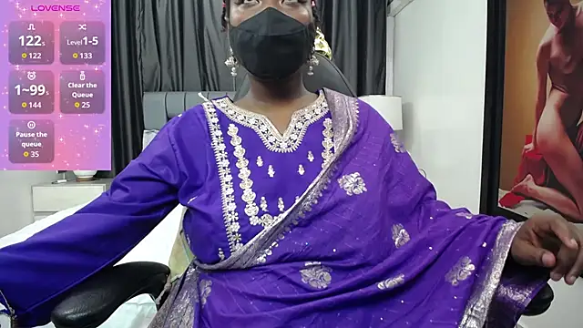 Snapshot of kavya_suri_ chatting on 02-13-26, 07:21 kavya suri online show from 02-13-26, 07:21