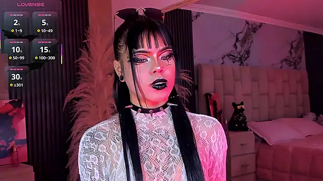 SweetDevil 7 online show from 06-27-26, 04:01