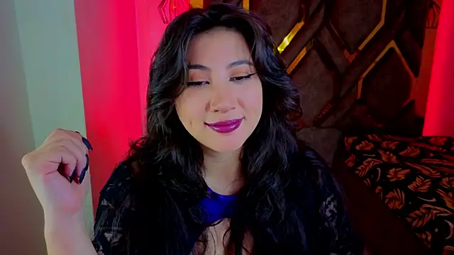 Luvienne online show from 02-19-26, 07:43