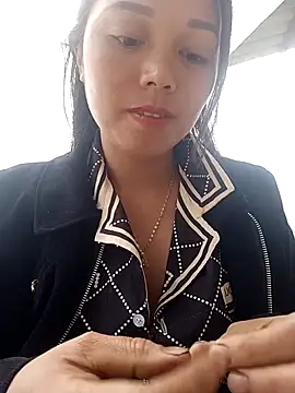 Rose-222 online show from 04-24-26, 09:45