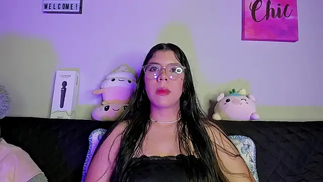 ViolettM online show from 03-11-26, 05:35