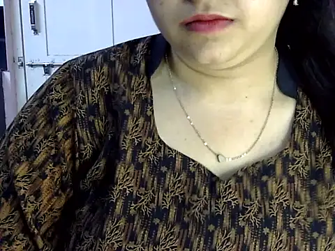 Cute Aliyaa online show from 06-03-26, 02:33