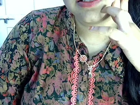 Cute Aliyaa online show from 06-13-26, 02:26