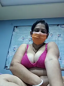 Snapshot of diyam4002 chatting on 02-15-26, 07:51 diyam4002 online show from 02-15-26, 07:51