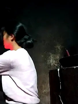 Hoa-tuylip online show from 02-14-26, 10:50