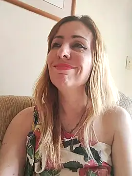 Snapshot of Jujubauva7 chatting on 03-14-26, 06:02 Jujubauva7 online show from 03-14-26, 06:02