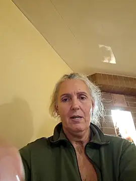 lukerya online show from 10-26-25, 04:35