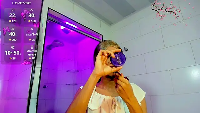 Samantha Ortega  online show from 04-29-26, 11:36