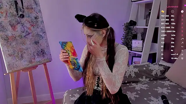 Snapshot of EdraFels chatting on 02-20-26, 09:15 EdraFels online show from 02-20-26, 09:15