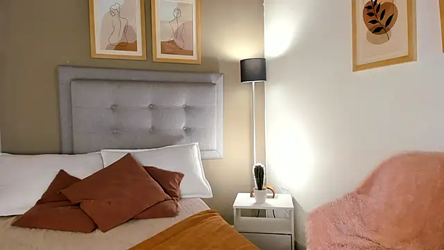 SalomeStorm  online show from 03-03-26, 02:56