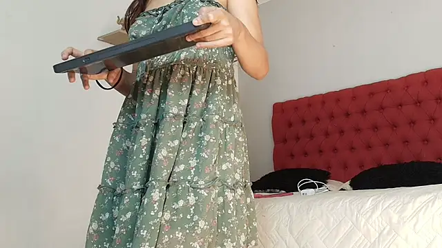 cristina aznar1 online show from 04-27-26, 07:01