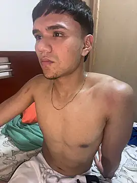 CreamKingg online show from 02-04-26, 05:13