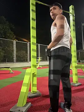 CreamKingg online show from 04-06-26, 12:52