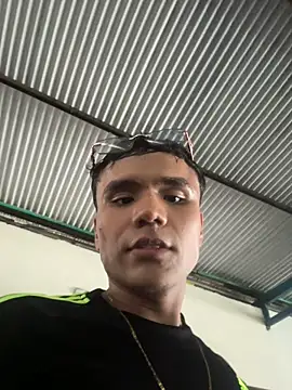 CreamKingg online show from 04-06-26, 08:21