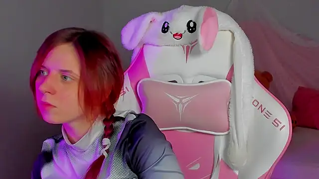 FreyaVey online show from 02-26-26, 05:28