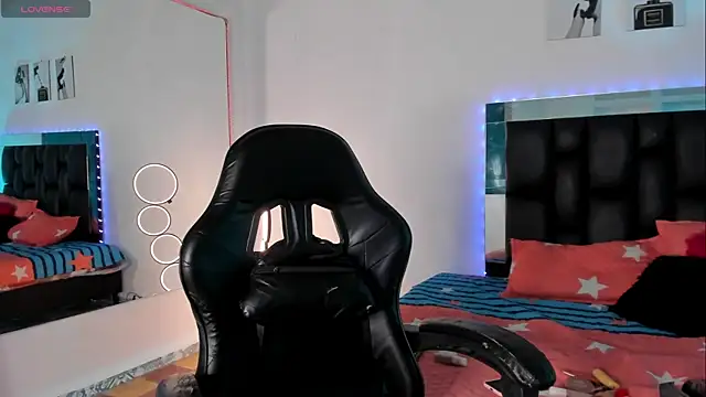 Isabella Moon9 online show from 07-28-26, 02:13