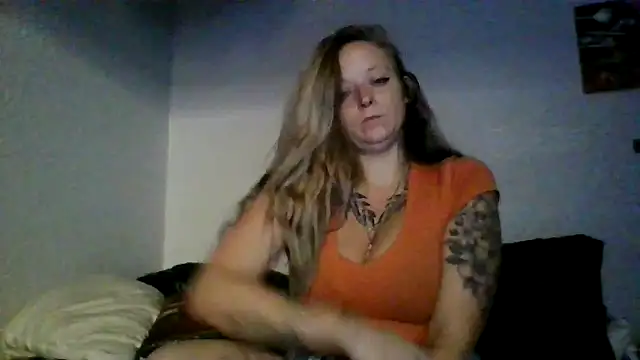Gypsymomma17 online show from 06-14-26, 03:19
